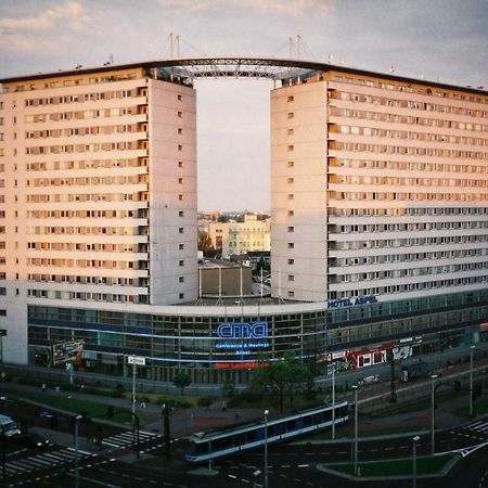 Sunny 1 Room Apartment With The View Over Cracow Krakow Dış mekan fotoğraf