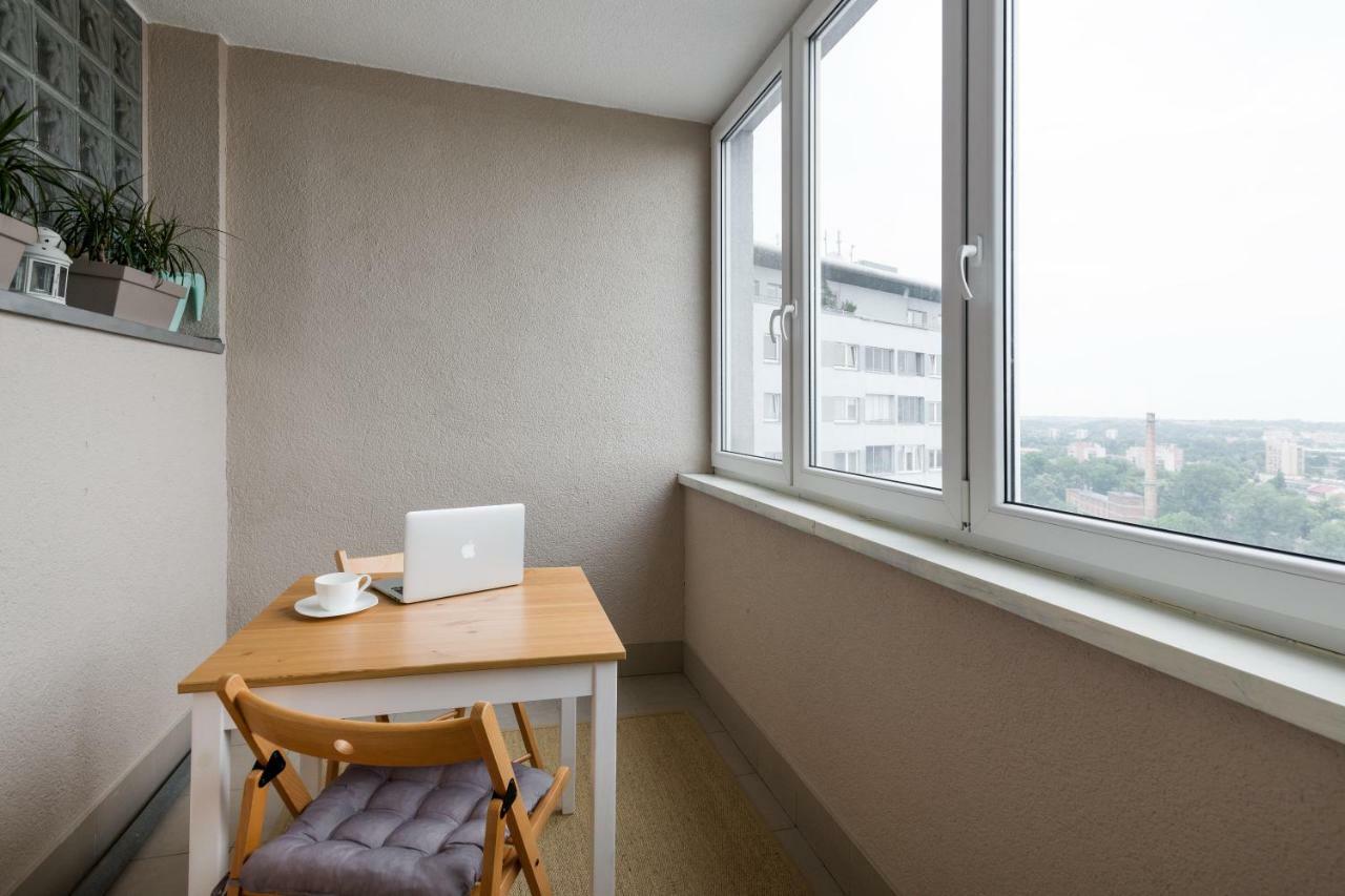 Sunny 1 Room Apartment With The View Over Cracow Krakow Dış mekan fotoğraf